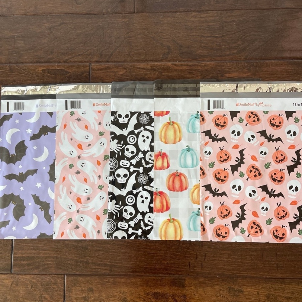 40 Pack - 10x13” Fun Halloween Mix Poly Mailers
